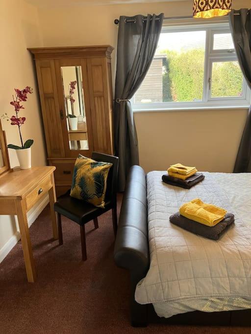 Ogilvie Lodge Llandudno Junction Eksteriør billede